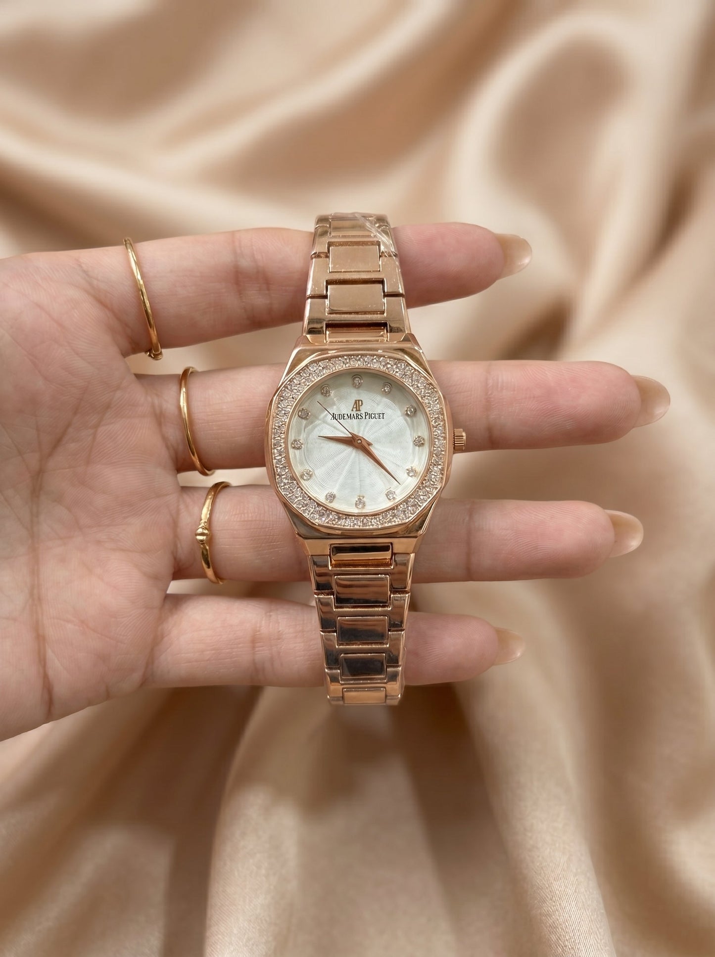 MW Mini Square Rose Golden Dial