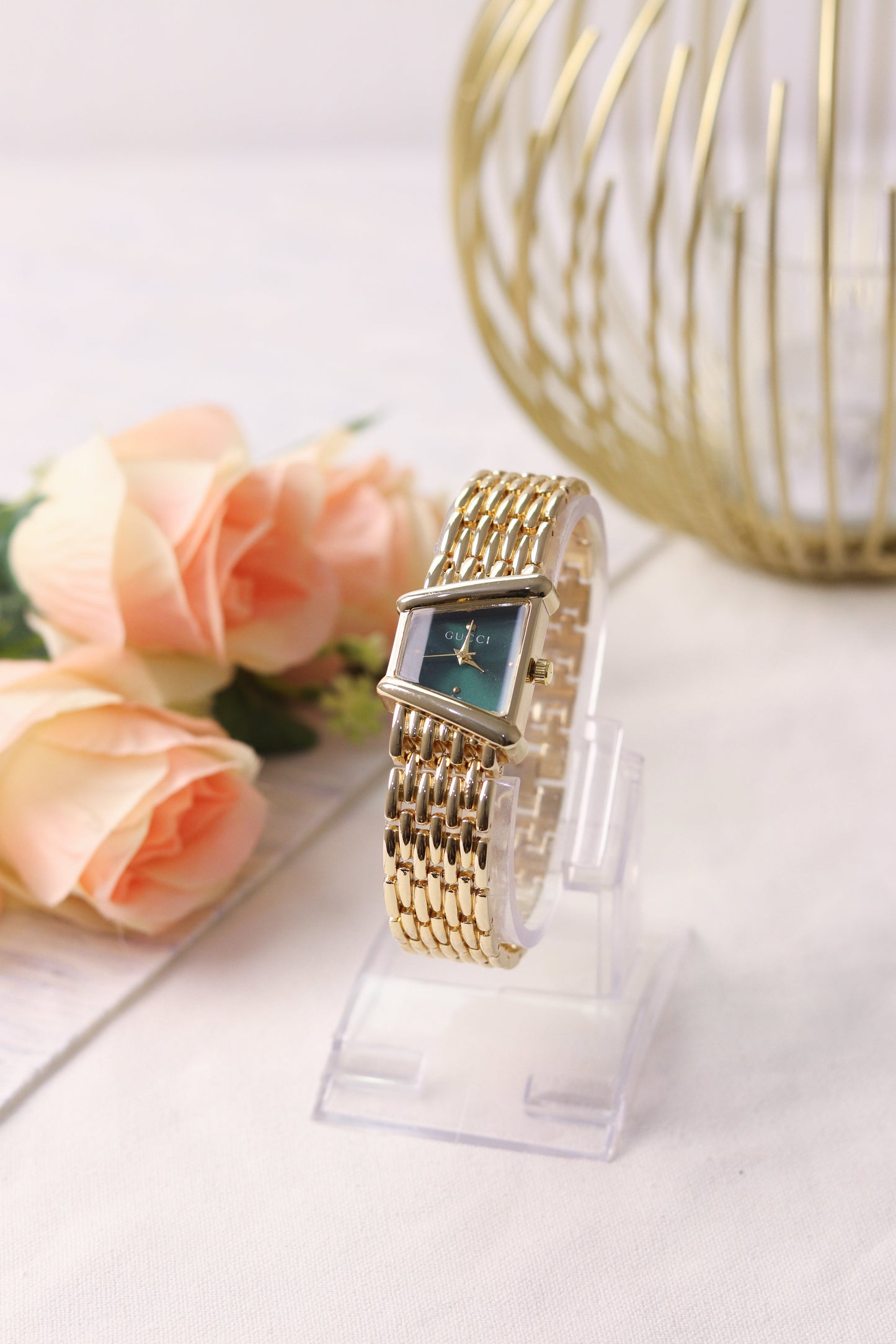 Gucci Gold Elegance Women Watch