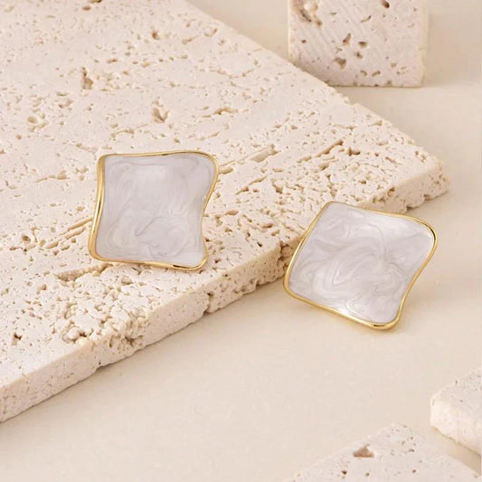 Clear Gems Studs