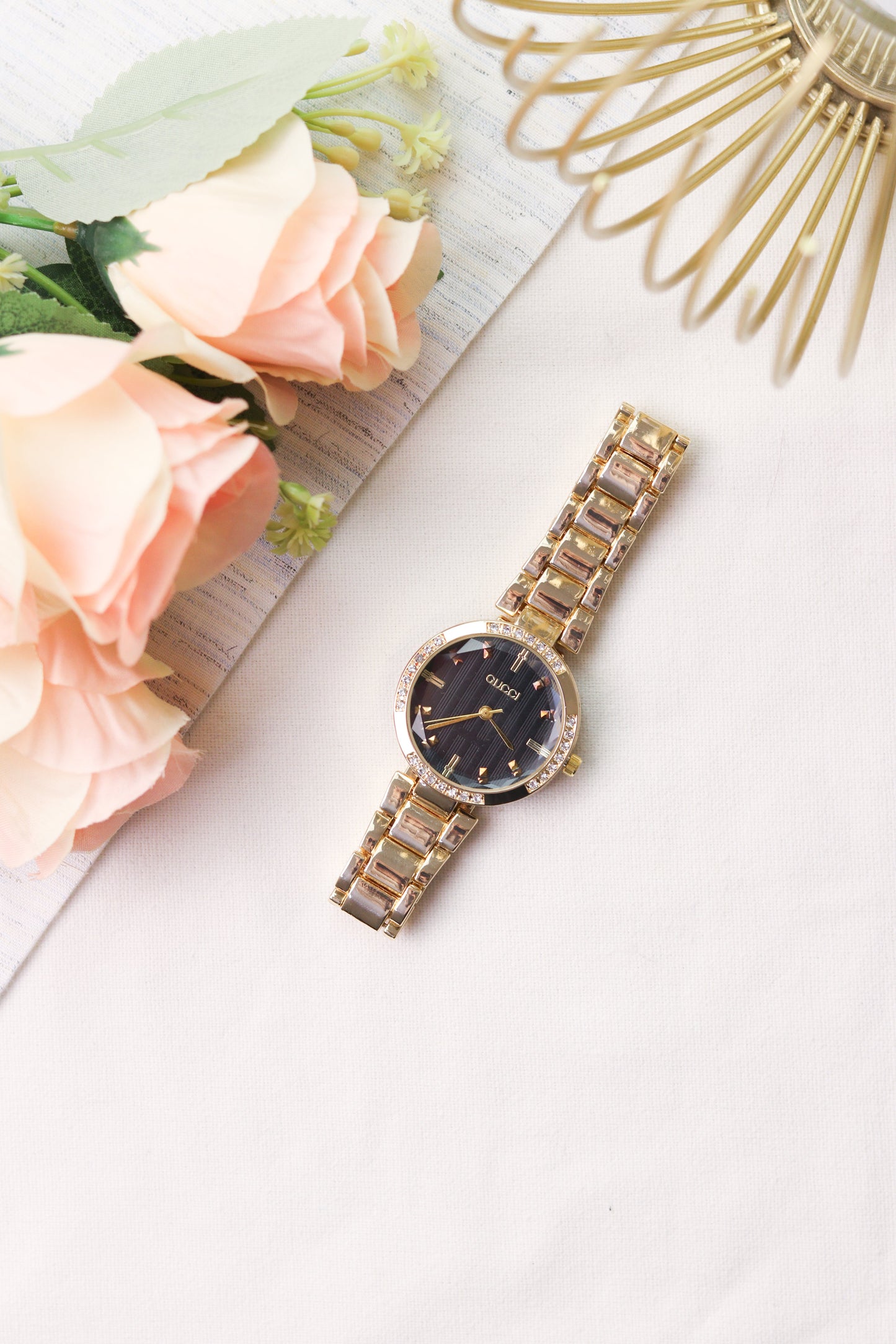 Gucci Recta Women Watch (Gold)